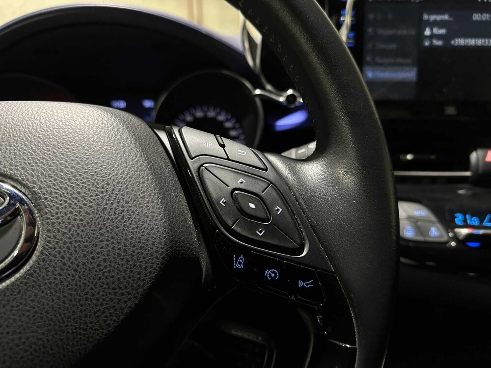 Toyota C-HR 2.0 Hybrid Bi-Tone 152PS 2020, H-248-JV