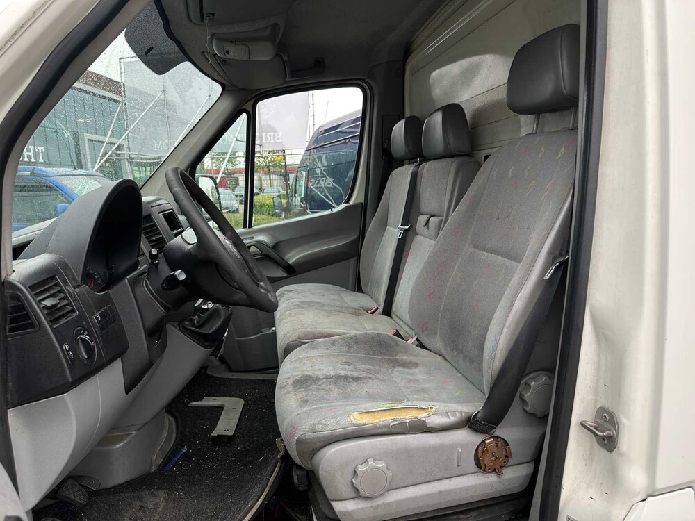 Volkswagen Crafter 35 2.5 TDI L3 DC Bakwagen 109pk 2010, 2-VKN-76