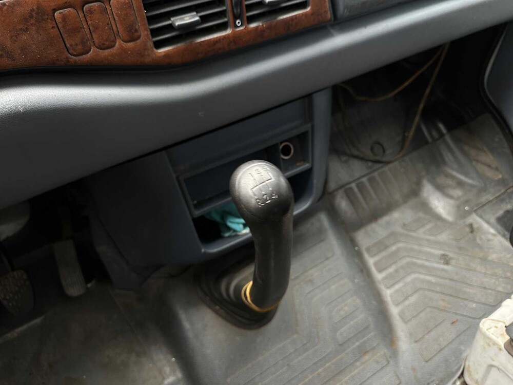 Mercedes-Benz Sprinter 312 D long 122hp 1998 Commercial vehicle, 16-VD-BB