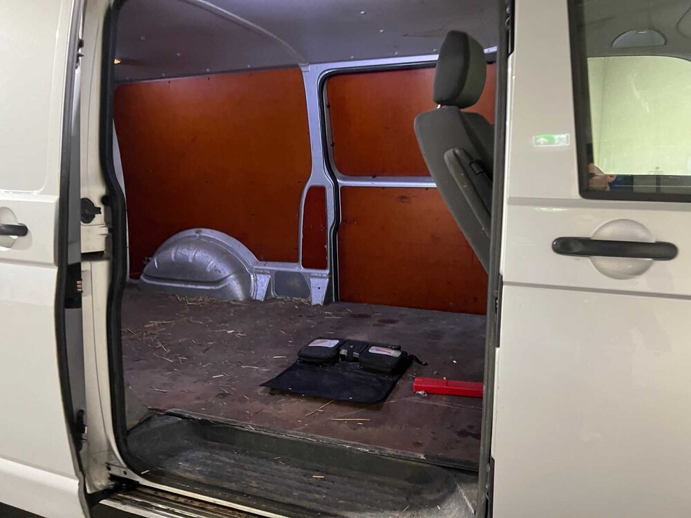 Volkswagen Transporter 2.0 TDI DC Trendline Nutzfahrzeug 140PS 2011, 4-VKZ-80