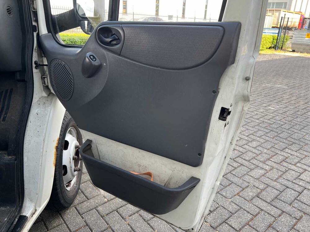 Ford Transit 350L 2.4TDdi DL 125PS 2005 Nutzfahrzeug, 69-VDV-2