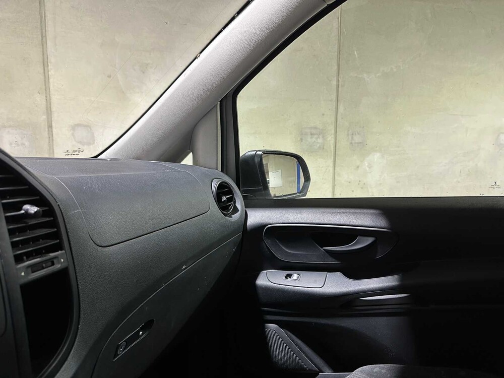 Mercedes-Benz Vito 111 CDI Long Van of the Year Edition 114PS 2017 Nutzfahrzeug, V-815-GK