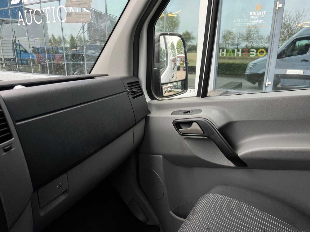 Mercedes-Benz Sprinter 510 2.2 CDI 366 Commercial Vehicle 95hp 2011, 8-VNG-54