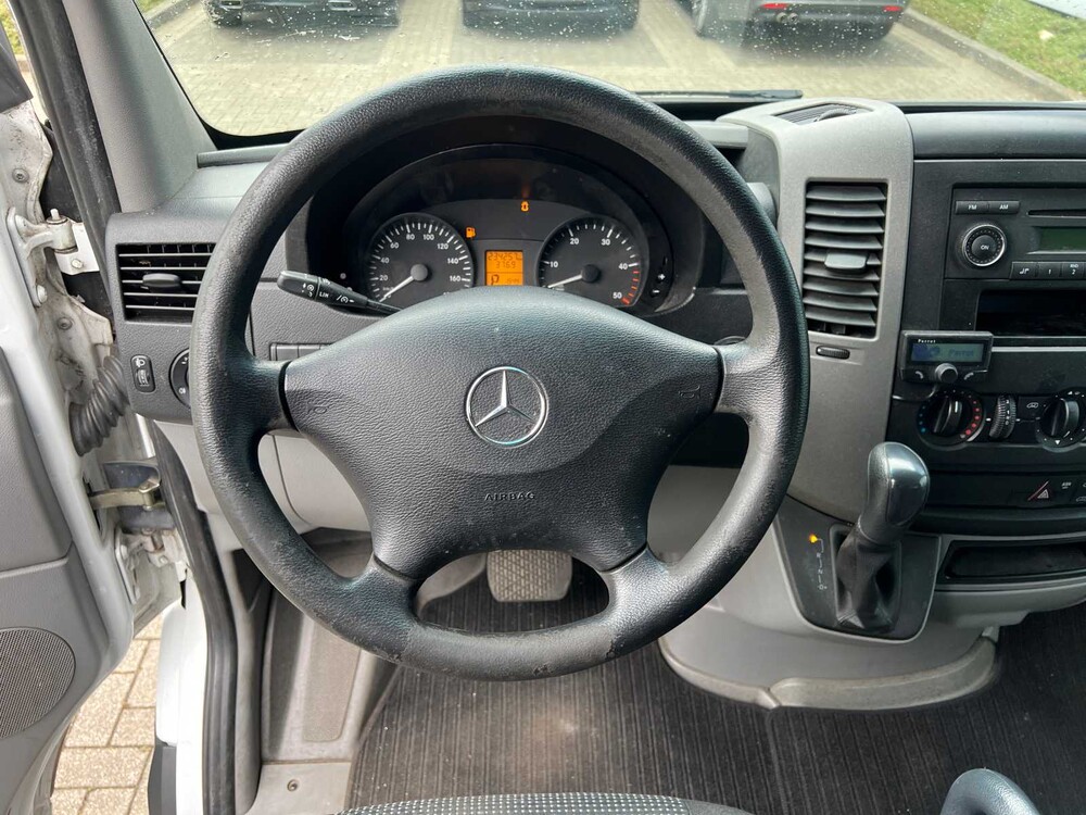Mercedes-Benz Sprinter 510 2.2 CDI 366 Commercial Vehicle 95hp 2011, 8-VNG-54