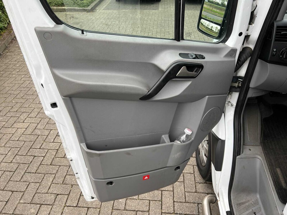 Mercedes-Benz Sprinter 510 2.2 CDI 366 Commercial Vehicle 95hp 2011, 8-VNG-54