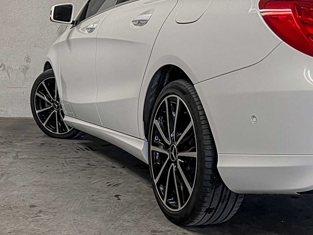 Mercedes-Benz CLA180 CDI Lease Edition 109 PS 2016 CLA-Klasse, HV-978-B