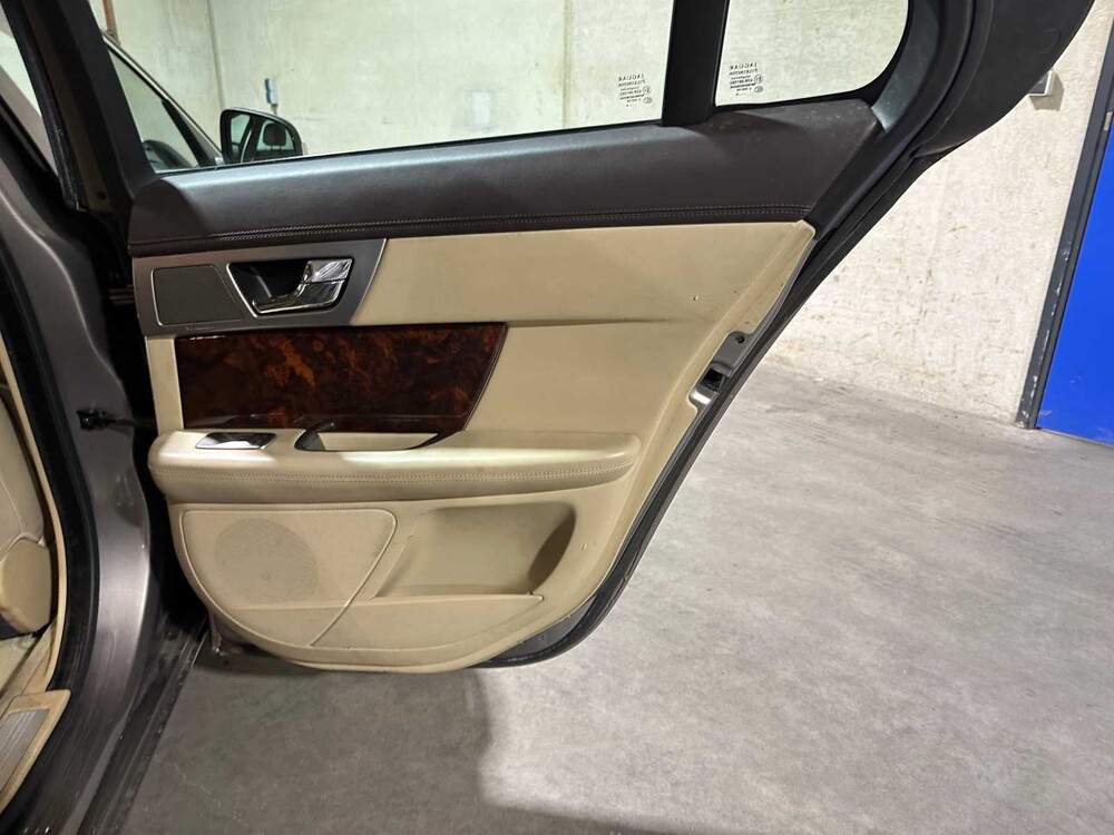 Jaguar XF 2.7D V6 Luxus 207PS 2008, 69-HXG-3 Youngtimer