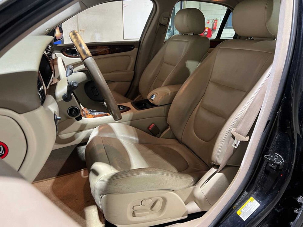 Jaguar XJ 3.5 V8 258PS 2003, niederländische Zulassung 