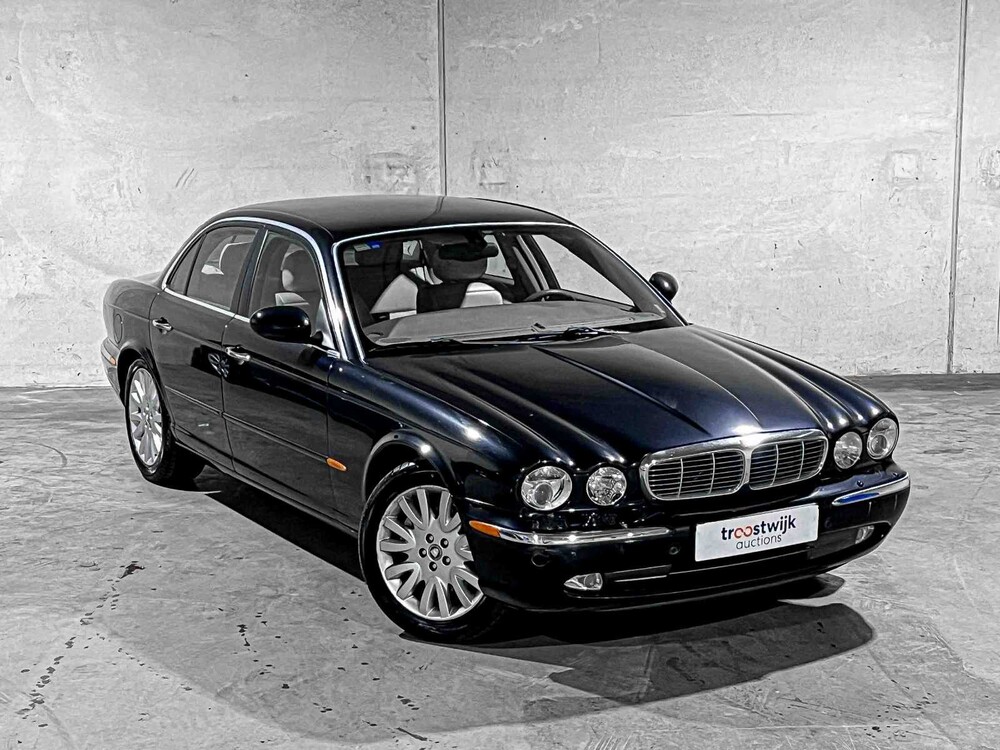 Jaguar XJ 3.5 V8 258PS 2003, niederländische Zulassung 