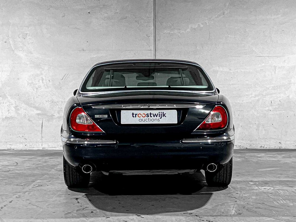 Jaguar XJ 3.5 V8 258PS 2003, niederländische Zulassung 