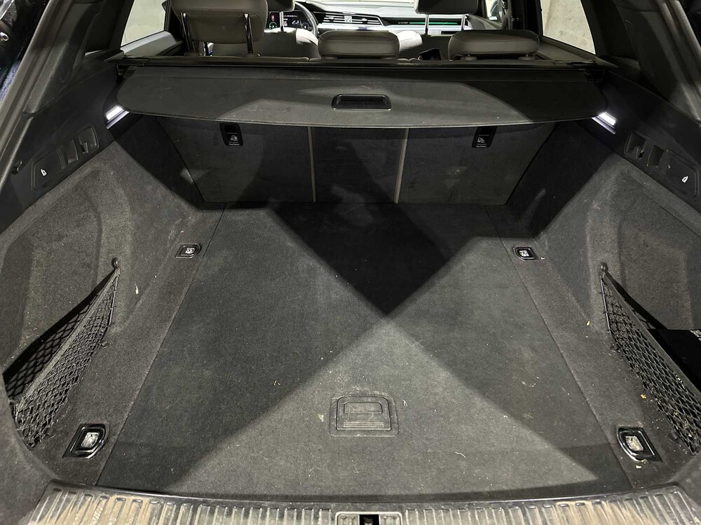 Audi e-tron 55 Quattro Advanced Pro Line Plus 95 kWh 360PS 2018, J-190-NN