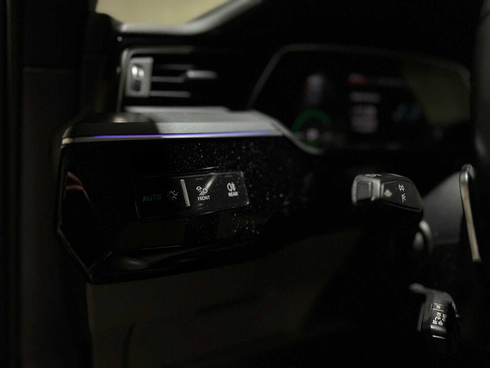 Audi e-tron 55 Quattro Advanced Pro Line Plus 95 kWh 360PS 2018, J-190-NN