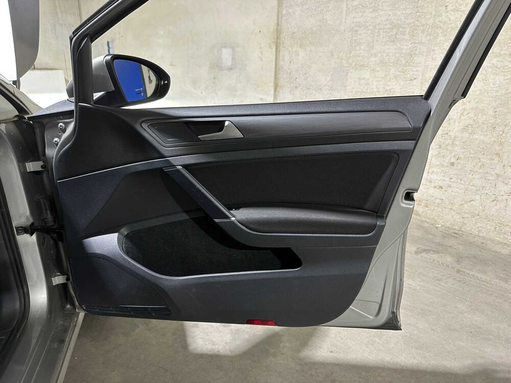 Volkswagen e-Golf 136PS 2018, RR-707-F