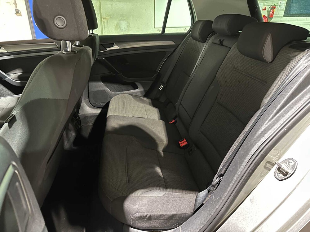 Volkswagen e-Golf 136PS 2018, RR-707-F