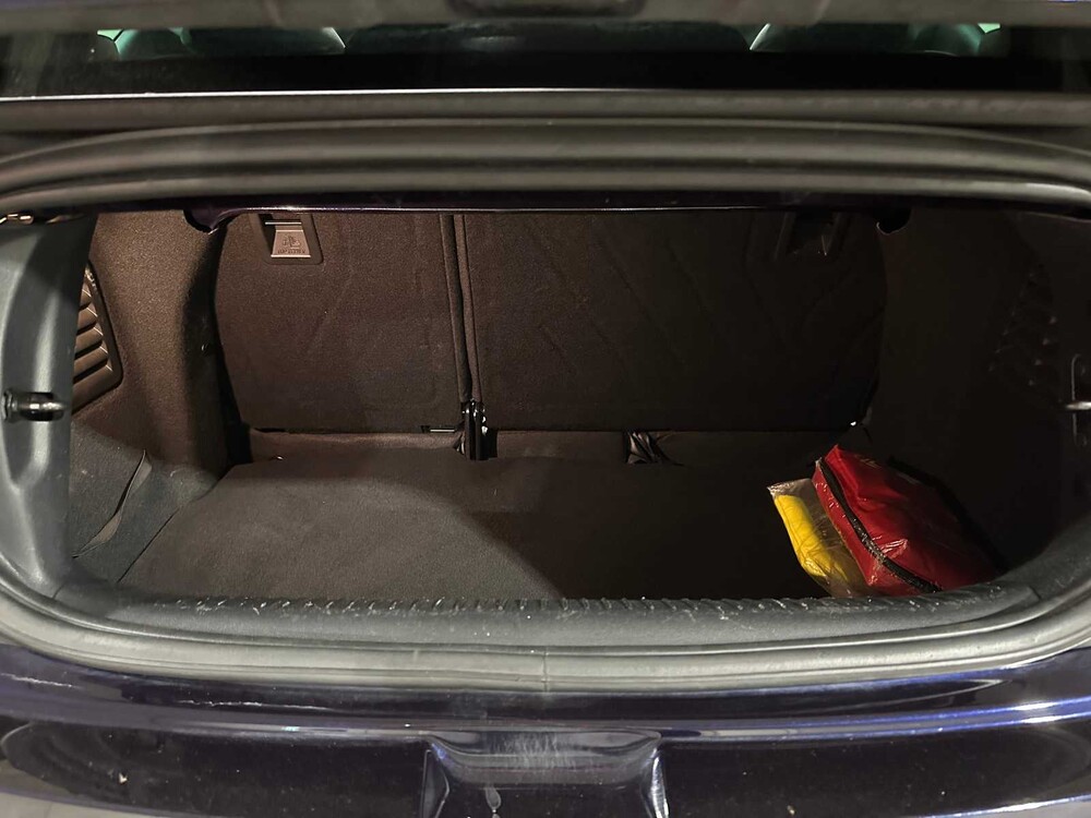 Citroen DS3 Cabrio 1.2 VTi So Chic 82hp 2014, 3-TTZ-70