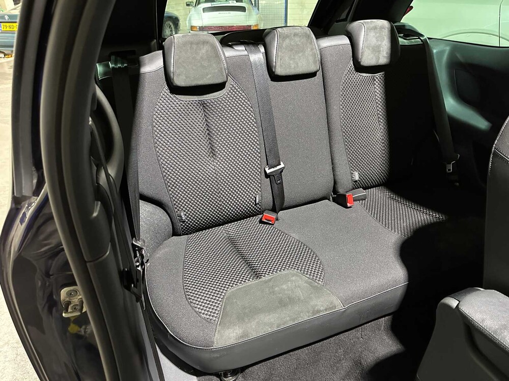 Citroen DS3 Cabrio 1.2 VTi So Chic 82hp 2014, 3-TTZ-70