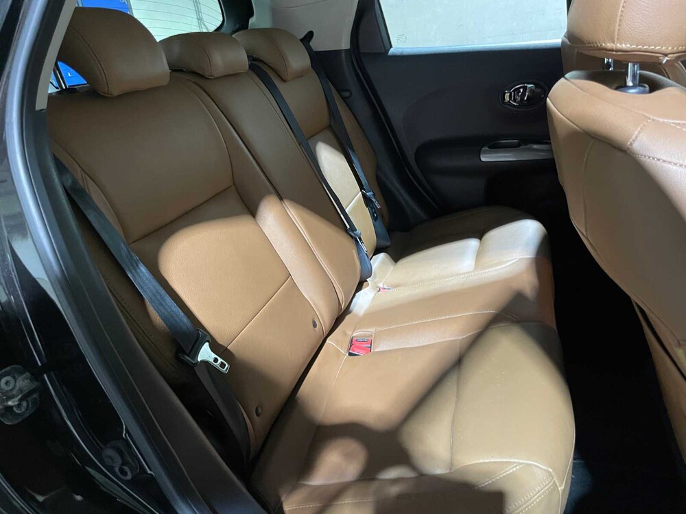 Nissan Juke 1.6 Acenta 117pk 2011, 52-SGR-3