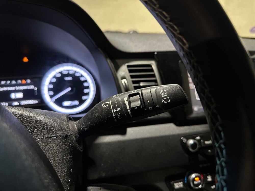 Kia Niro 1.6 GDi Hybrid DynamicLine 105pk 2017, PV-933-T