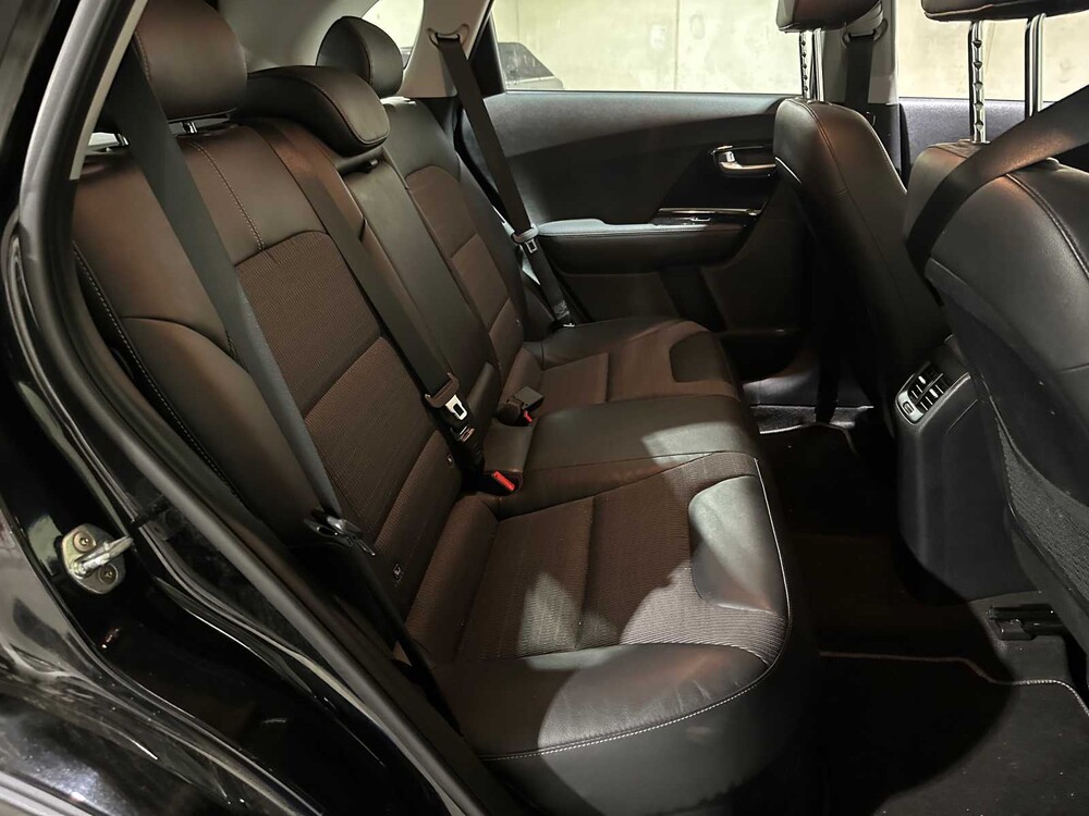 Kia Niro 1.6 GDi Hybrid DynamicLine 105pk 2017, PV-933-T