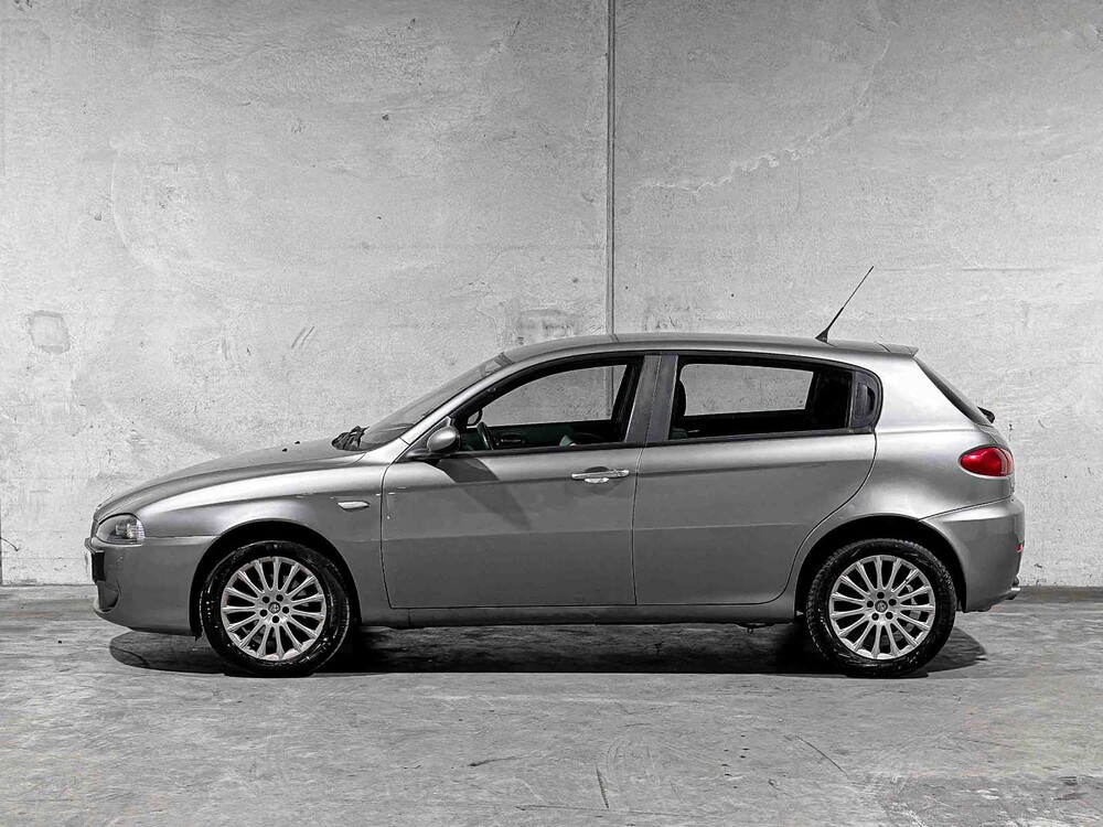 Alfa Romeo 147 1.6 T.Spark Business 105pk 2007, 73-XD-ZV