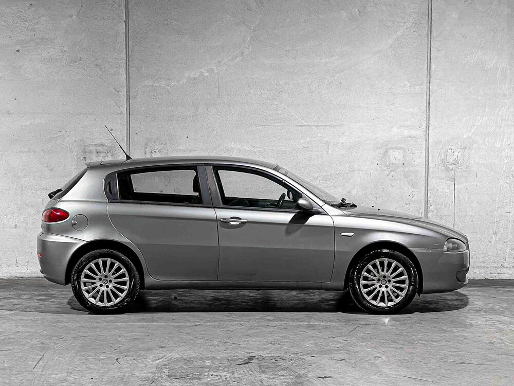 Alfa Romeo 147 1.6 T.Spark Business 105pk 2007, 73-XD-ZV