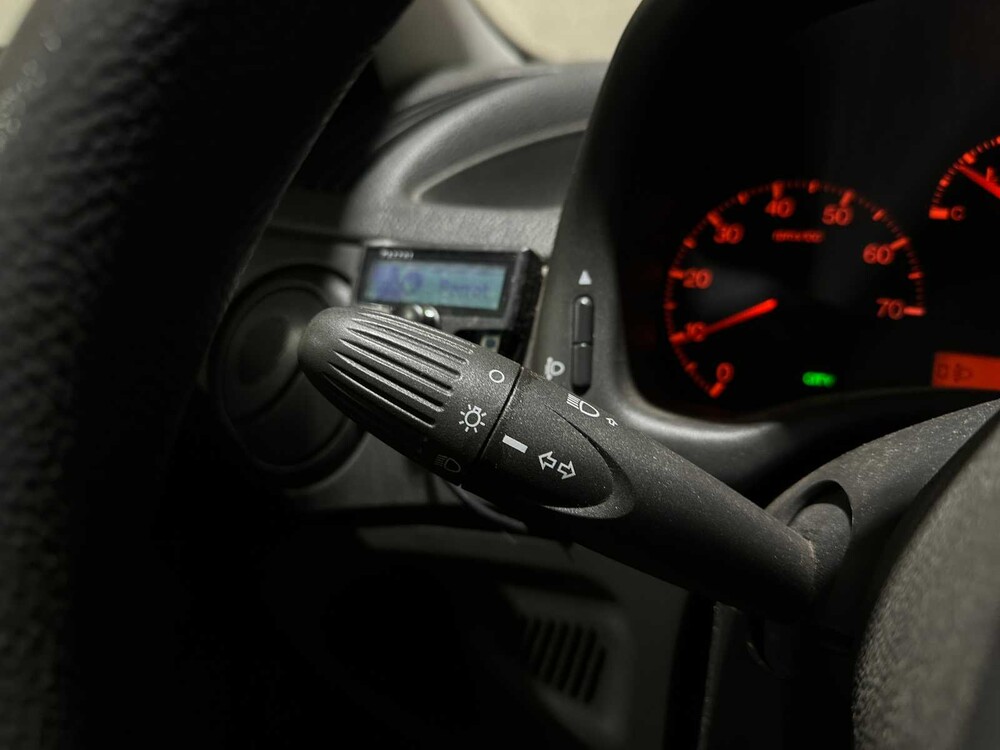 Fiat Punto 1.2 GO! 60pk 2002, 26-JP-LG