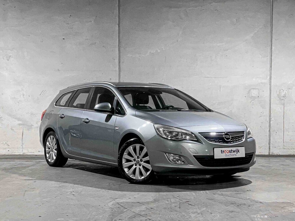 Opel Astra Sports Tourer 1.4 Turbo Cosmo 120pk 2011, 76-RPZ-3