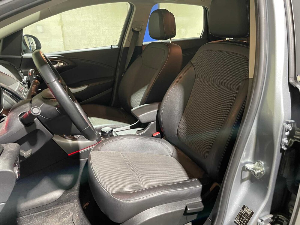 Opel Astra Sports Tourer 1.4 Turbo Cosmo 120pk 2011, 76-RPZ-3