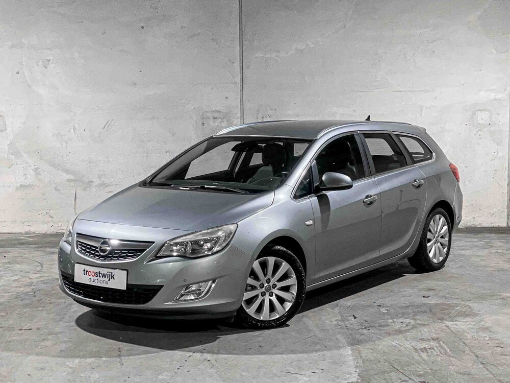 Opel Astra Sports Tourer 1.4 Turbo Cosmo 120pk 2011, 76-RPZ-3