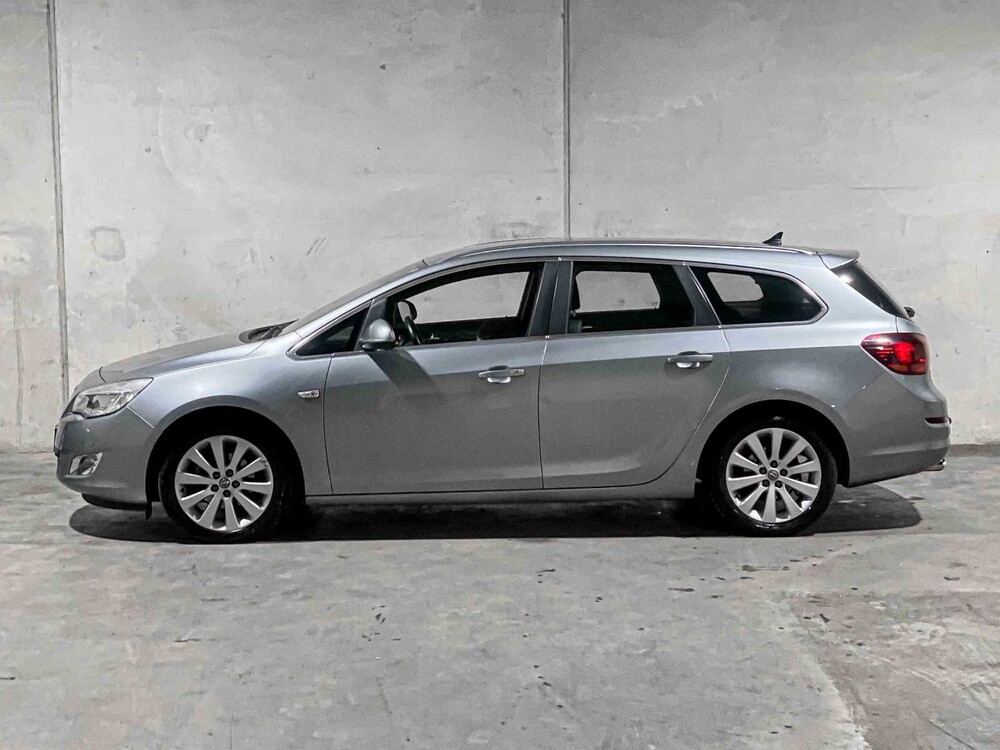 Opel Astra Sports Tourer 1.4 Turbo Cosmo 120pk 2011, 76-RPZ-3