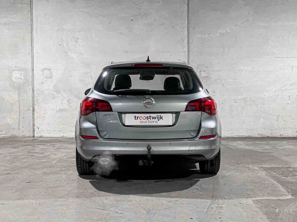 Opel Astra Sports Tourer 1.4 Turbo Cosmo 120pk 2011, 76-RPZ-3