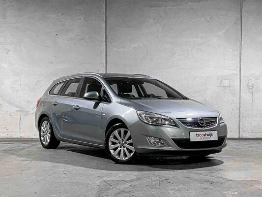 Opel Astra Sports Tourer 1.4 Turbo Cosmo 120pk 2011, 76-RPZ-3