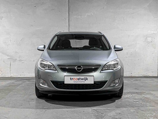 Opel Astra Sports Tourer 1.4 Turbo Cosmo 120pk 2011, 76-RPZ-3
