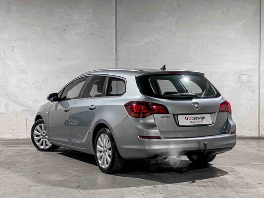 Opel Astra Sports Tourer 1.4 Turbo Cosmo 120pk 2011, 76-RPZ-3