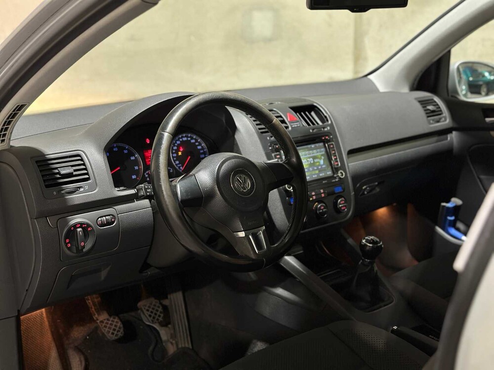 Volkswagen Golf 1.6 FSI Comfortline 116pk 2005, 01-PZ-RK 