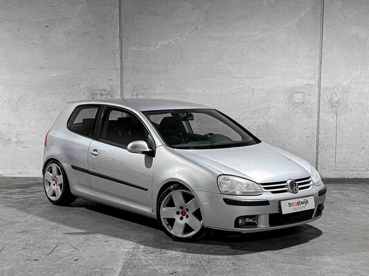 Volkswagen Golf 1.6 FSI Comfortline 116pk 2005, 01-PZ-RK