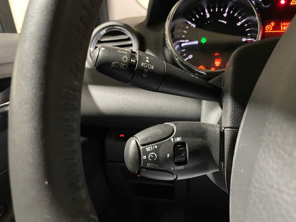 Peugeot 5008 1.6 THP GT 7p. 156pk 2011, 72-NXP-2