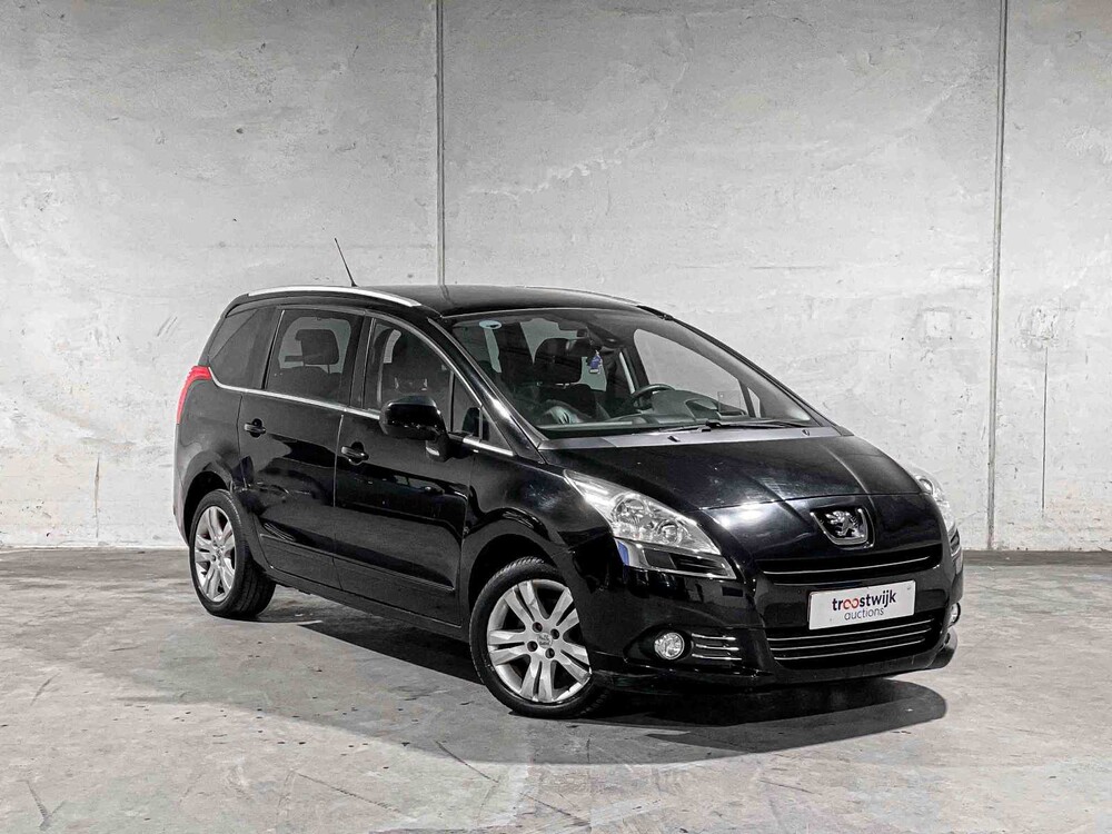 Peugeot 5008 1.6 THP GT 7p. 156pk 2011, 72-NXP-2