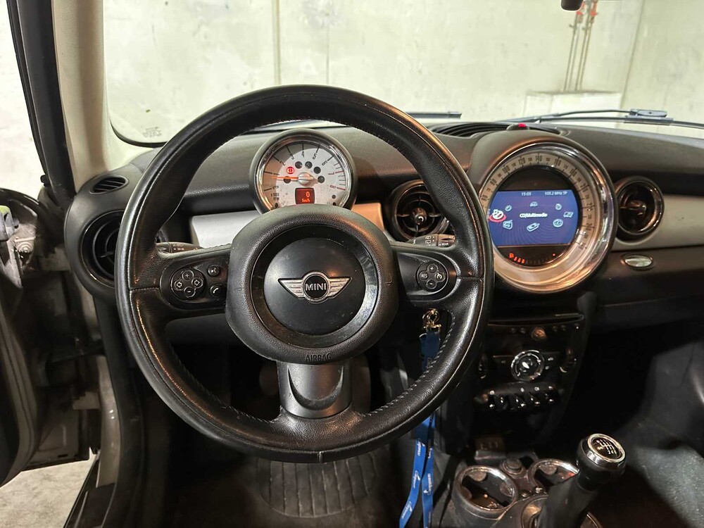 Mini 1.6 One Kite White 75pk 2012, 08-ZKJ-6