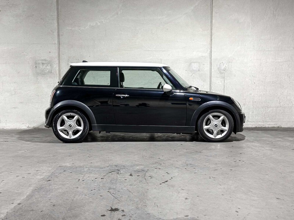 Mini 1.6 Cooper RC31 116pk 2004, ZB-260-B
