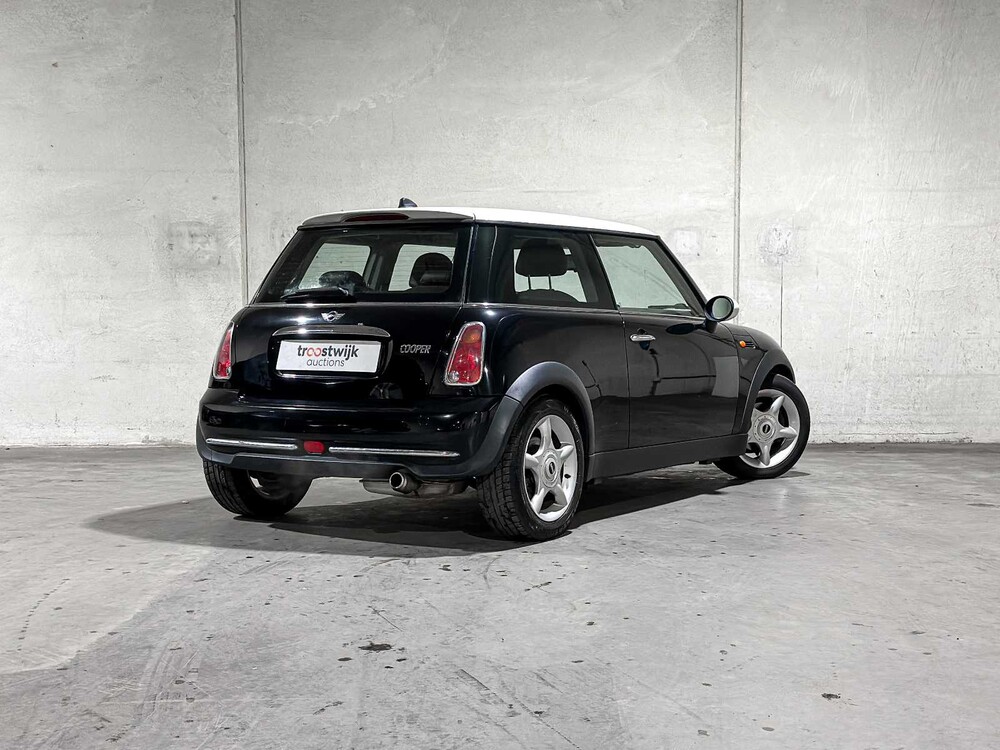 Mini 1.6 Cooper RC31 116pk 2004, ZB-260-B