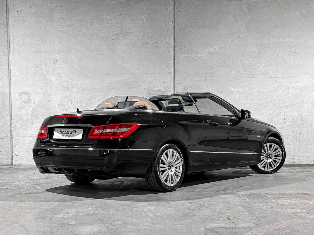 Mercedes-Benz E200 Cabriolet CGI Elegance 184pk 2010 E-klasse, L-490-XX