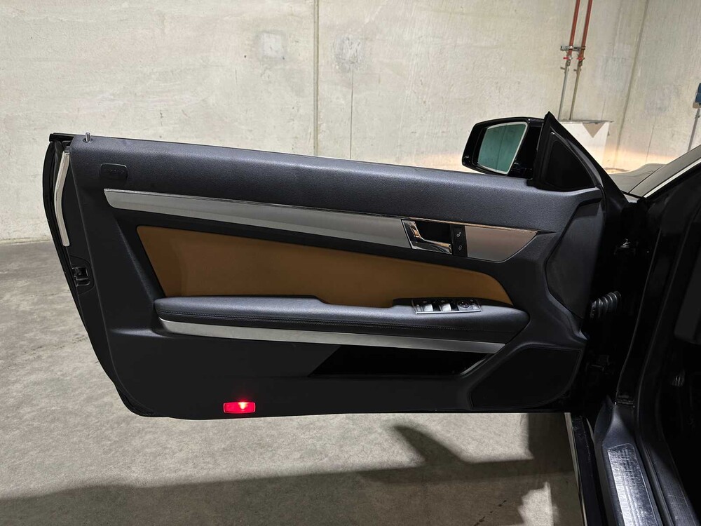 Mercedes-Benz E200 Cabriolet CGI Elegance 184pk 2010 E-klasse, L-490-XX