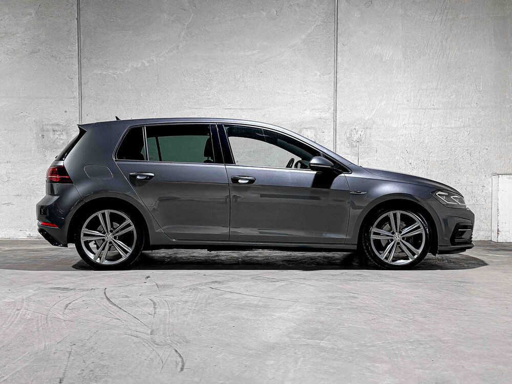 Volkswagen Golf 1.5 TSI Highline Business R 150PS 2019, ZD-532-L