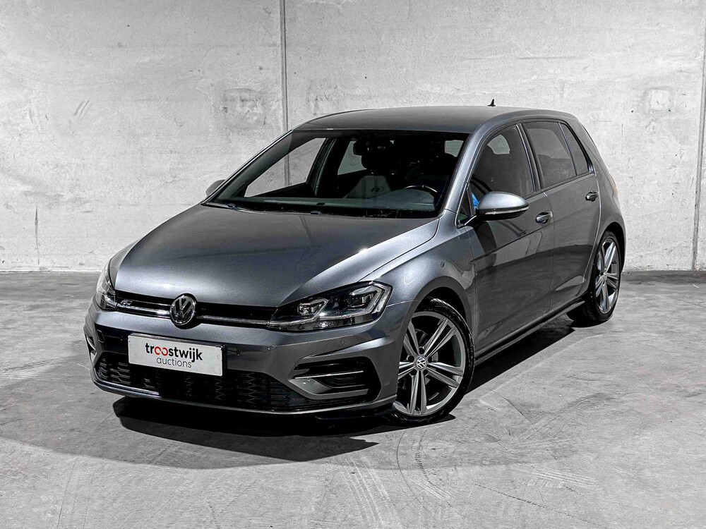 Volkswagen Golf 1.5 TSI Highline Business R 150PS 2019, ZD-532-L