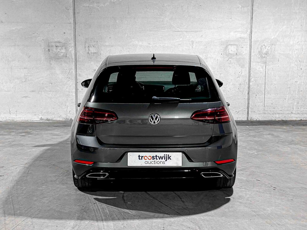 Volkswagen Golf 1.5 TSI Highline Business R 150PS 2019, ZD-532-L