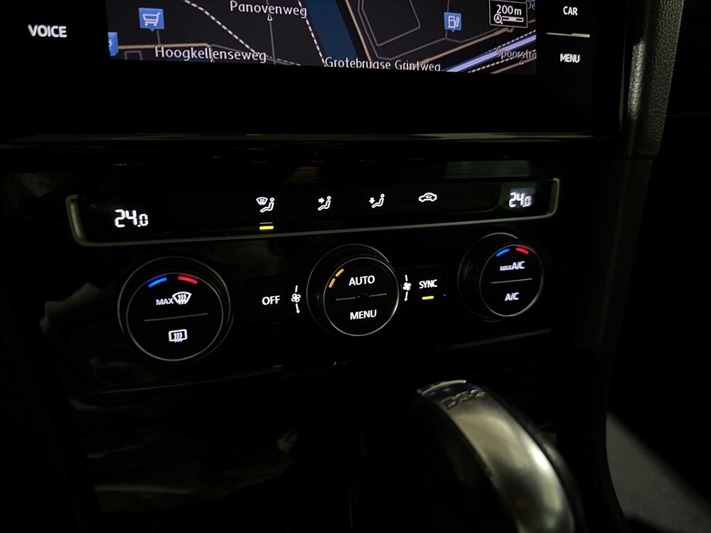 Volkswagen Golf 1.5 TSI Highline Business R 150PS 2019, ZD-532-L