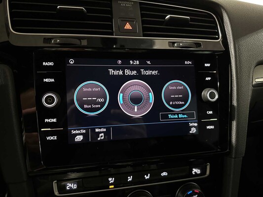 Volkswagen Golf 1.5 TSI Highline Business R 150pk 2019, ZD-532-L
