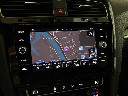 Volkswagen Golf 1.5 TSI Highline Business R 150pk 2019, ZD-532-L