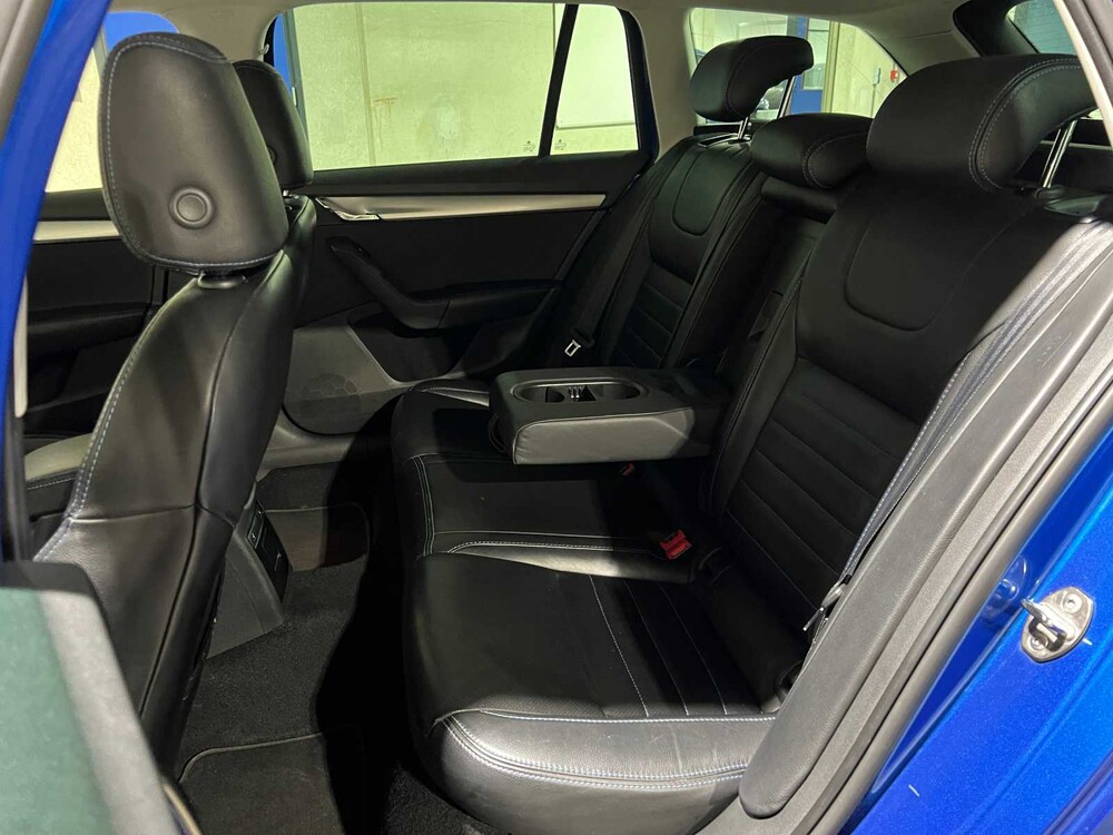 Skoda Octavia Combi 1.4 TSI -Automaat- Elegance Business line 140pk 2014, 8-TLG-86 